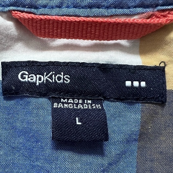 Gap Kids button down coloured spring summer short sleeved dressy boy’s shirt 10 - Picture 3 of 6